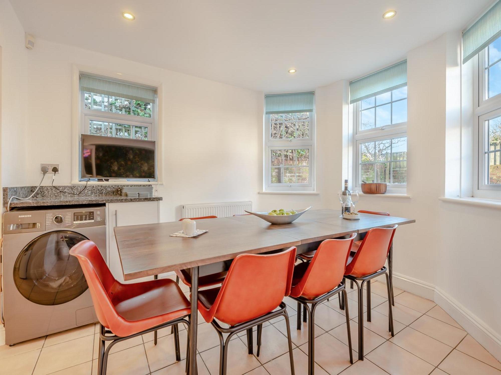Kings Lea Villa Lymington Exterior photo